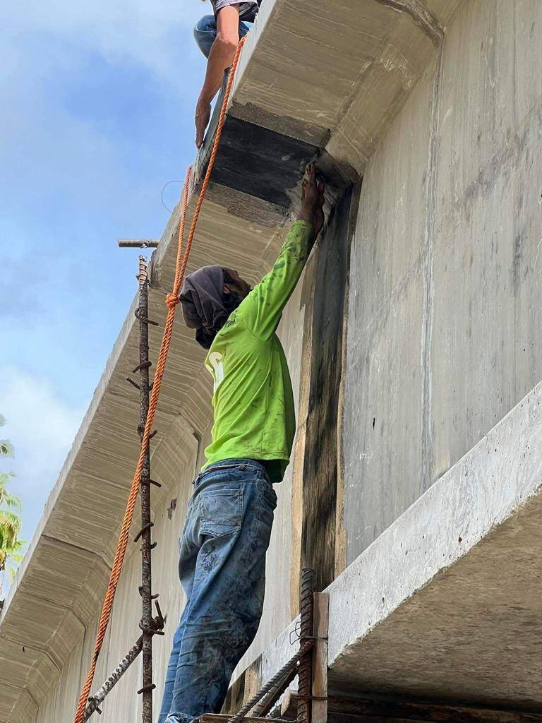 Pasos Para Fortalecer Las Grietas Del Puente Con Fibra De Carbono