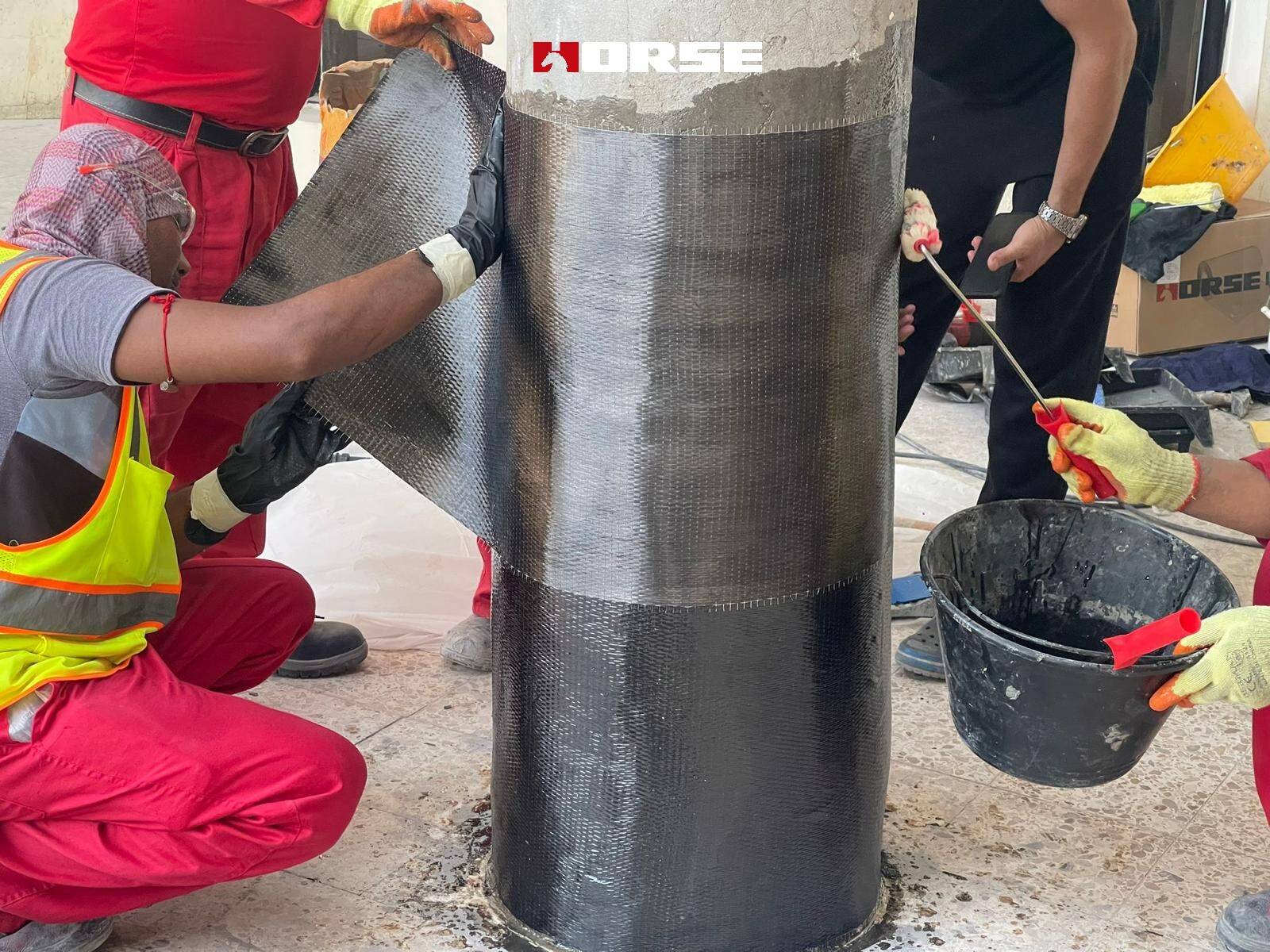 Columna reforzada con fibra de carbono