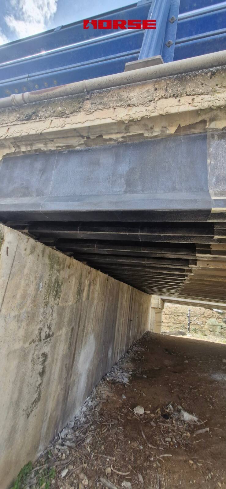 Refuerzo de Puente Multiviga de Hormigón Pretensado con Laminado de CFRP y U-wrap