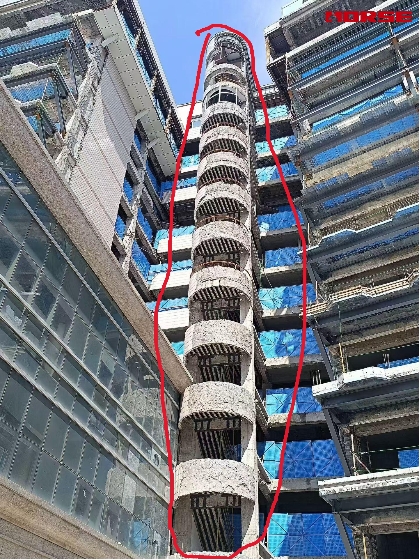 fibra de carbono para el refuerzo de la escalera helicoidal