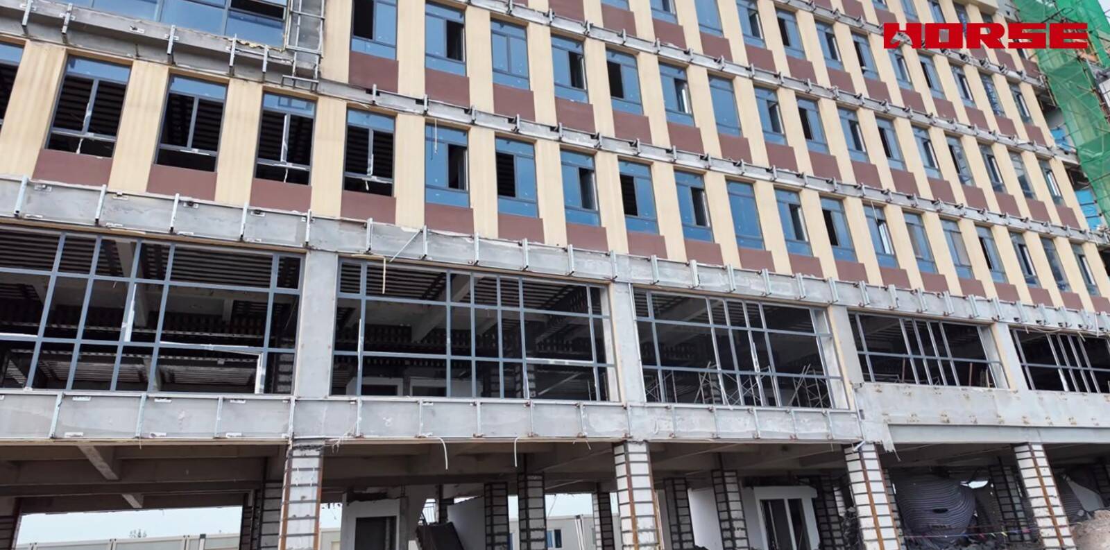 Refuerzo Estructural para Conversión de Comercial a Centro de Cuidados para Ancianos -- Carbon Fiber & Steel Jacketing Refuerzo Estructural para Conversión de Comercial a Centro de Cuidados para Ancianos -- Carbon Fiber & Steel Jacketing