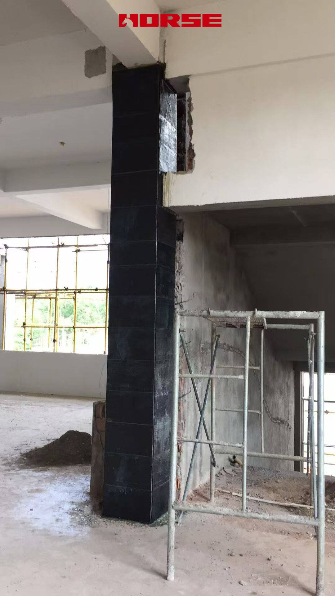 Refuerzo con Fibra de Carbono CFRP Refuerzo con Fibra de Carbono CFRP