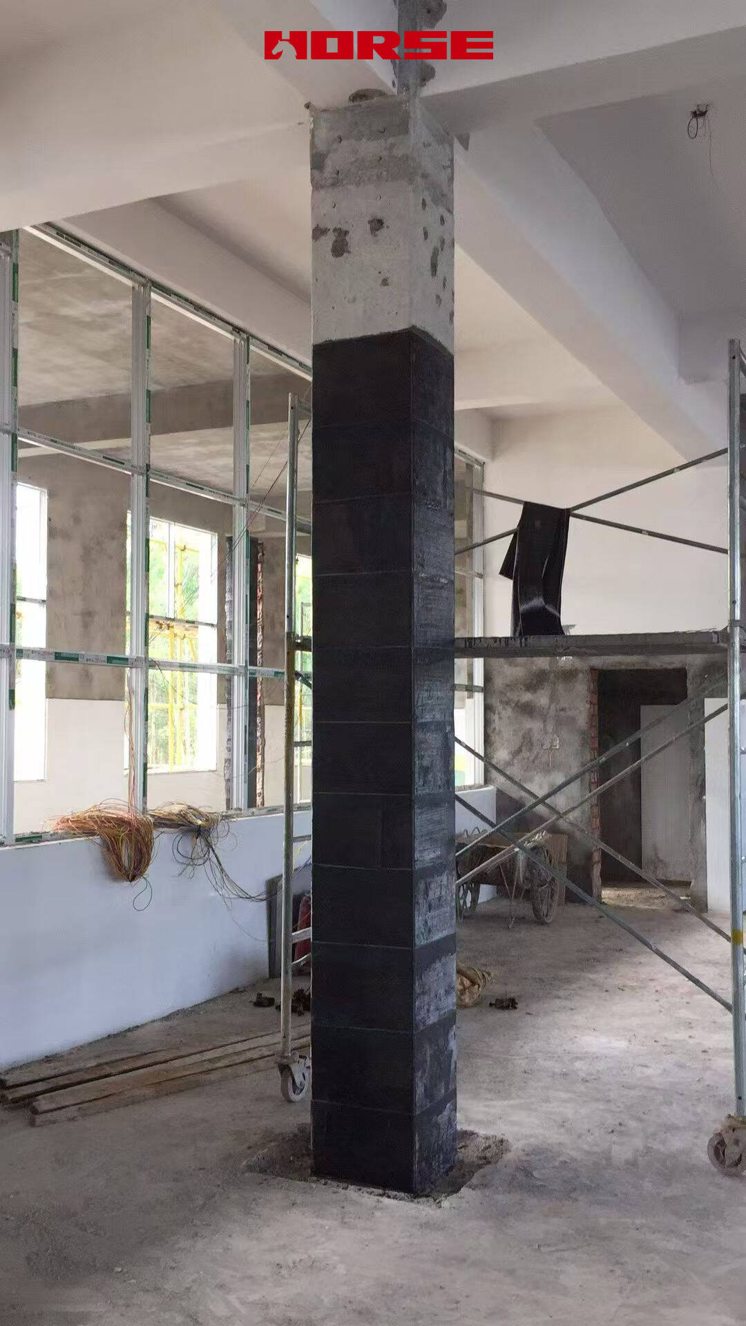 Refuerzo con Fibra de Carbono CFRP Refuerzo con Fibra de Carbono CFRP