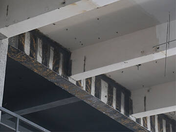 Elemento de utilización de edificios para refuerzo de vigas