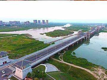 Reparación de las grietas del puente