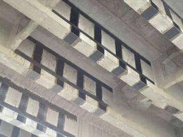 Elementos del puente reforzados con CFRP