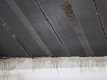 Tratamiento y refuerzo de filtraciones de grietas